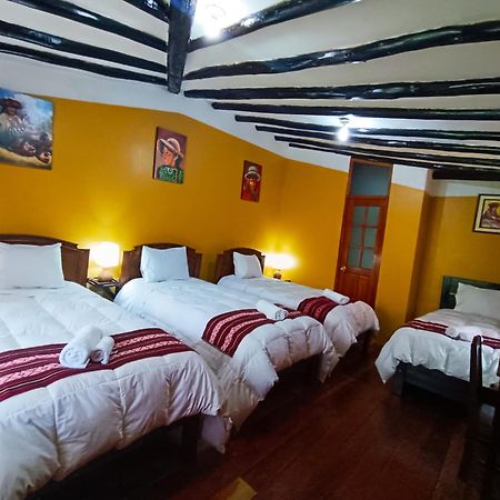 Wayras Hostal أويانتيتامْبو المظهر الخارجي الصورة