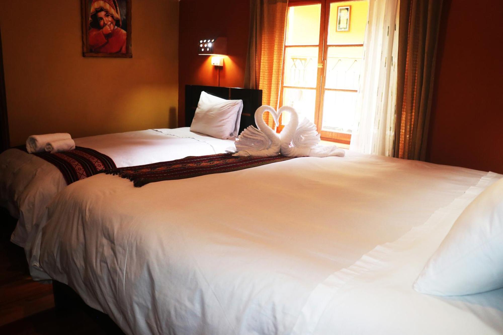 Wayras Hostal أويانتيتامْبو المظهر الخارجي الصورة
